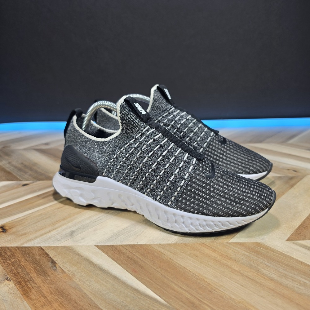 Nike React Phantom Run FlyKnit Black/White Oreo CJ0280-002 Women's 9.5 Shoes